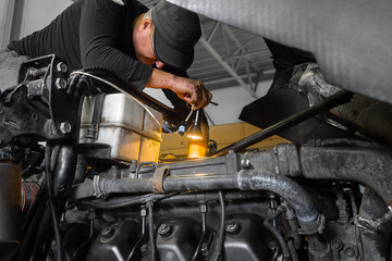 Engine Service – Engine & Transmission