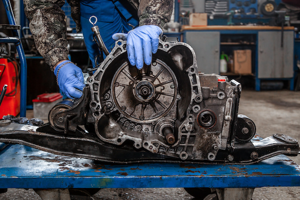 Transmission Service – Engine & Transmission