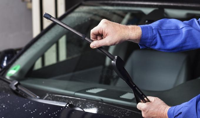 Windshield Wipers Service – Maintenance & Inspection